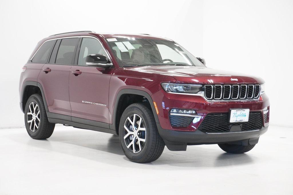 new 2025 Jeep Grand Cherokee car, priced at $40,771