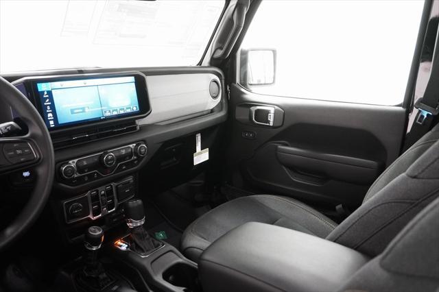 new 2025 Jeep Gladiator car, priced at $45,830
