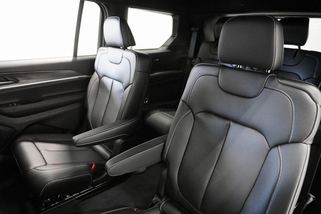 new 2025 Jeep Grand Cherokee L car, priced at $46,024