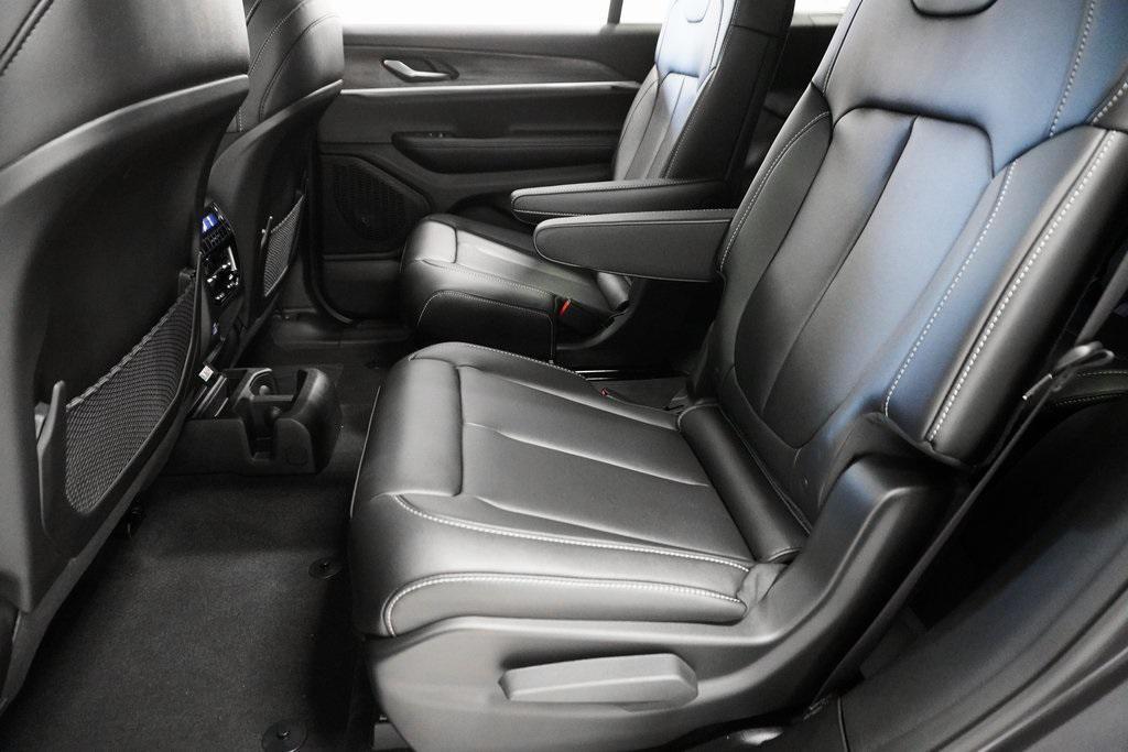 new 2025 Jeep Grand Cherokee L car, priced at $46,024