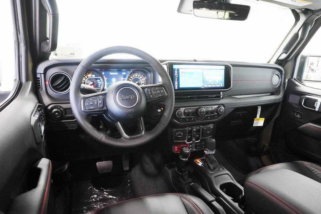 new 2025 Jeep Wrangler car, priced at $69,610