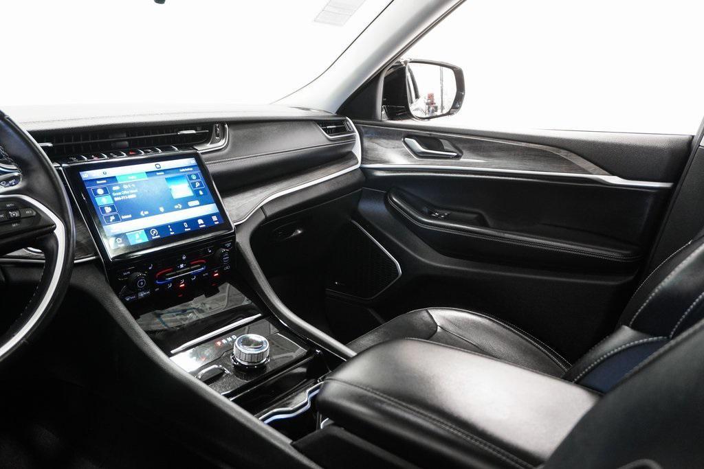 used 2021 Jeep Grand Cherokee L car, priced at $27,995