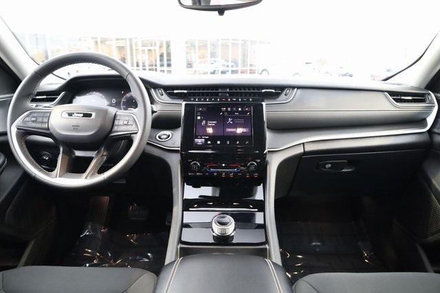 used 2024 Jeep Grand Cherokee car