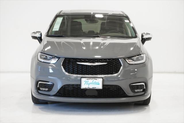 used 2023 Chrysler Pacifica Hybrid car, priced at $28,495
