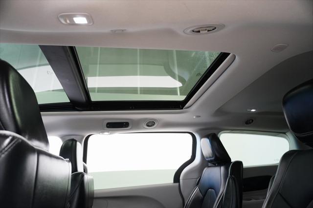 used 2023 Chrysler Pacifica Hybrid car, priced at $28,495