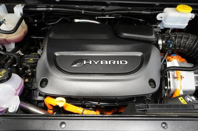 used 2023 Chrysler Pacifica Hybrid car, priced at $28,495