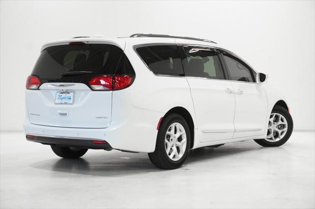 used 2020 Chrysler Pacifica car, priced at $24,995