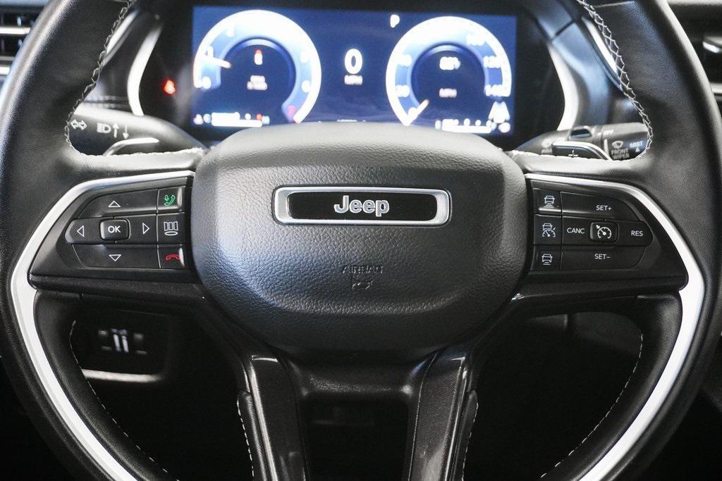 used 2022 Jeep Grand Cherokee car, priced at $33,995