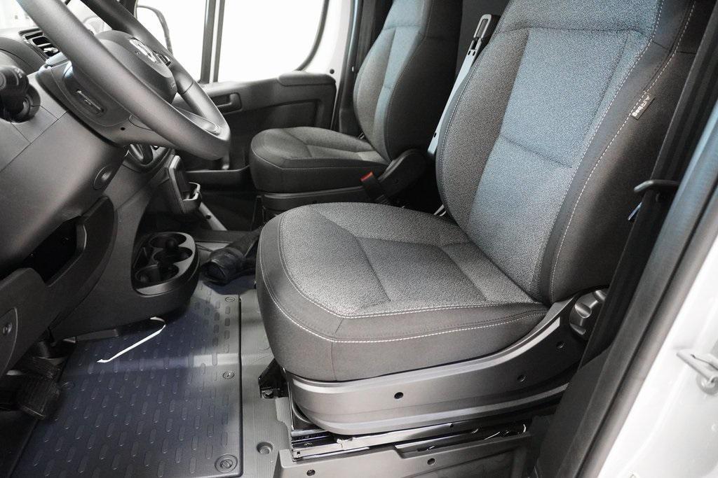 new 2026 Ram ProMaster 2500 Window Van car, priced at $45,863