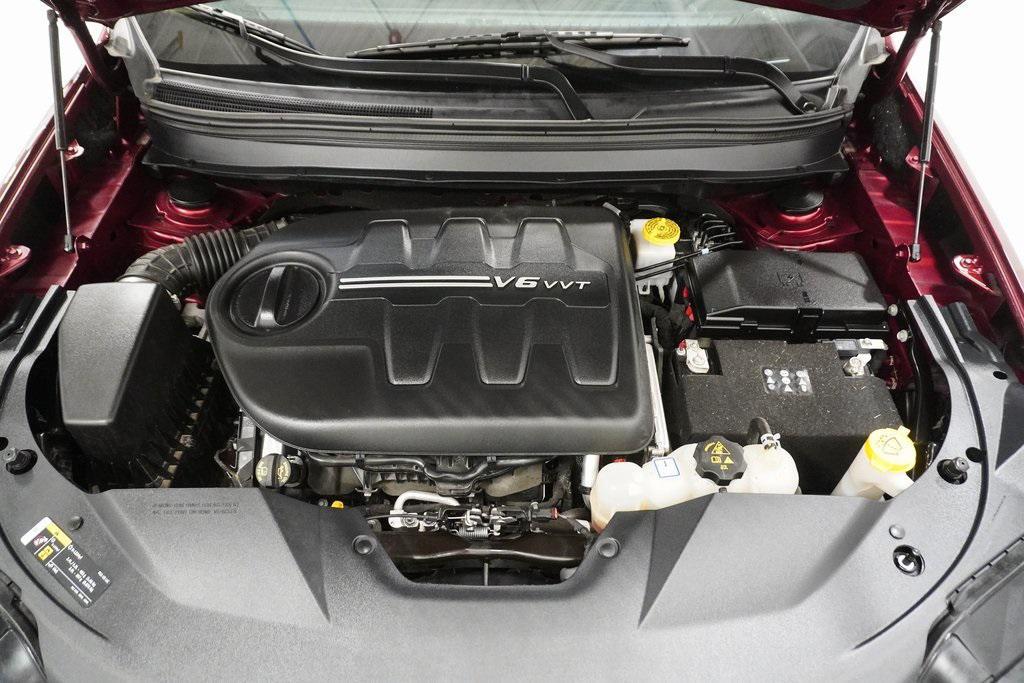 used 2021 Jeep Cherokee car, priced at $22,995