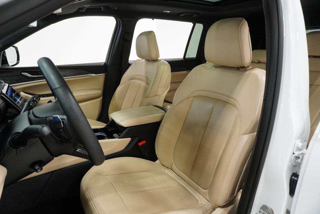 used 2023 Jeep Grand Cherokee L car, priced at $34,695