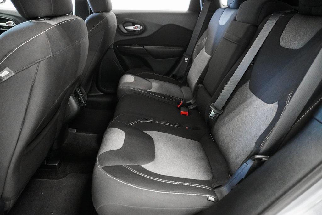 used 2015 Jeep Cherokee car, priced at $8,497