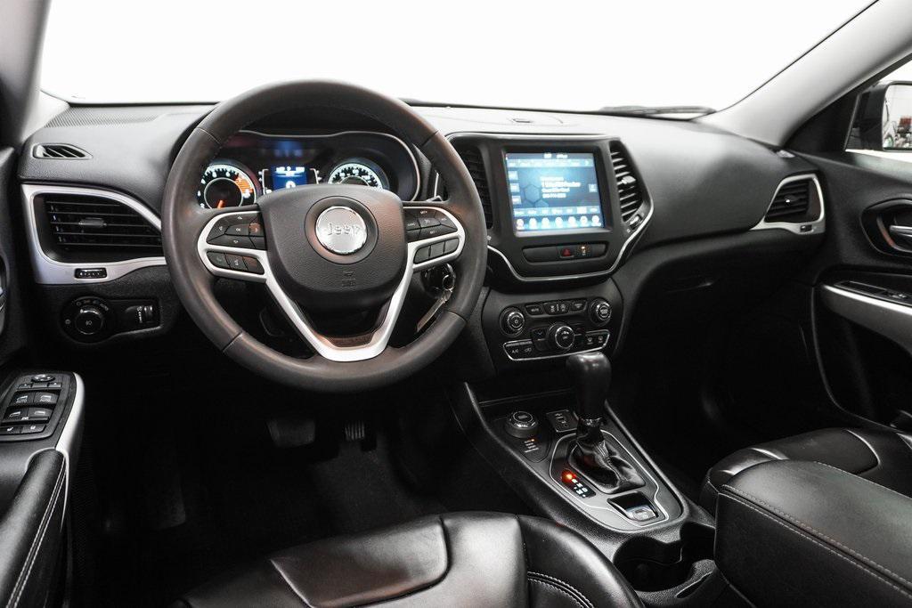 used 2022 Jeep Cherokee car, priced at $22,295