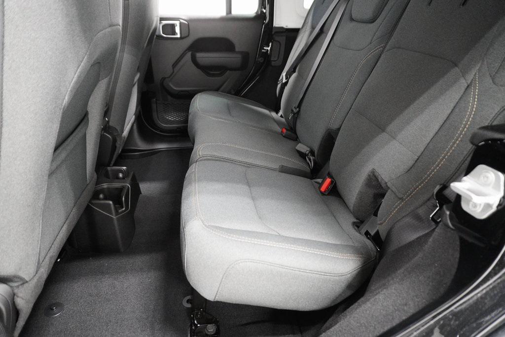 new 2025 Jeep Wrangler car, priced at $42,651