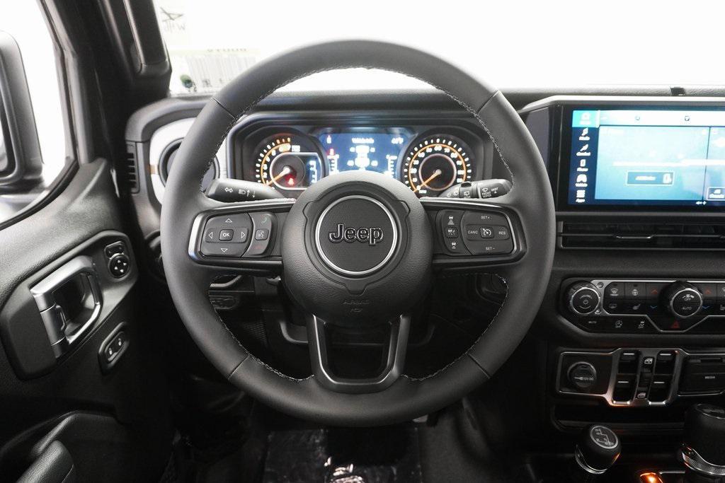 new 2025 Jeep Wrangler car, priced at $42,651