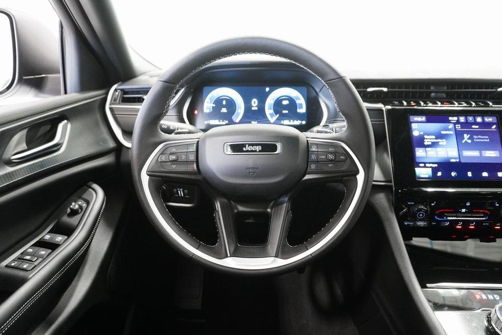 new 2025 Jeep Grand Cherokee L car, priced at $42,112