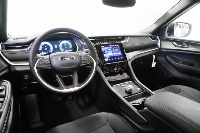 new 2025 Jeep Grand Cherokee L car, priced at $41,833