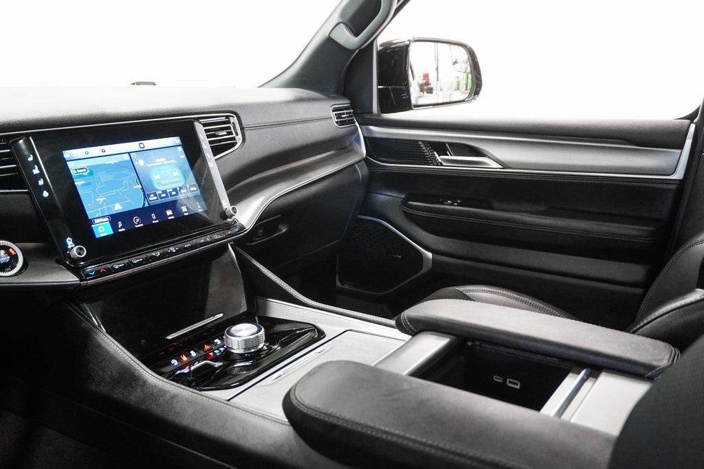new 2024 Jeep Wagoneer L car, priced at $71,139