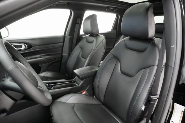 new 2025 Jeep Compass car, priced at $32,095