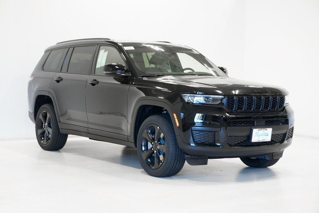 new 2025 Jeep Grand Cherokee L car, priced at $46,656