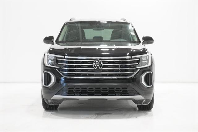 used 2024 Volkswagen Atlas car, priced at $33,295