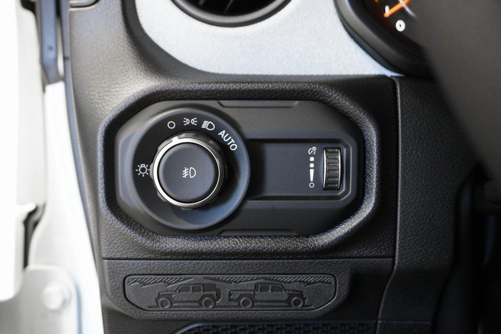 new 2025 Jeep Wrangler car, priced at $49,115