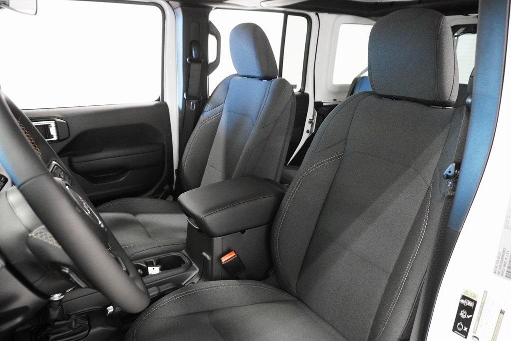 new 2025 Jeep Wrangler car, priced at $49,115