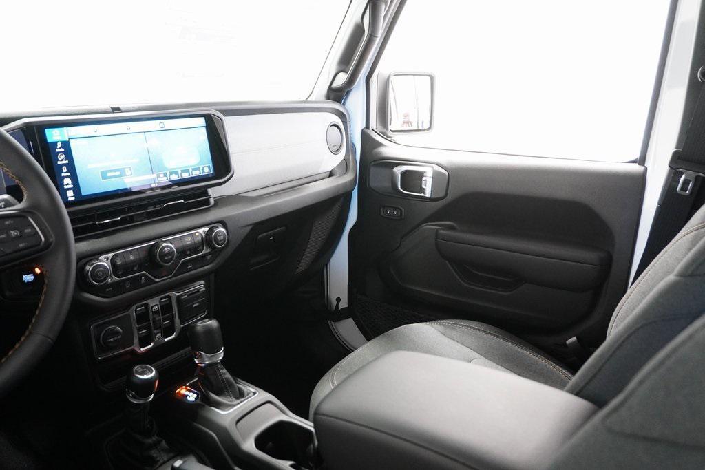 new 2025 Jeep Wrangler car, priced at $49,115