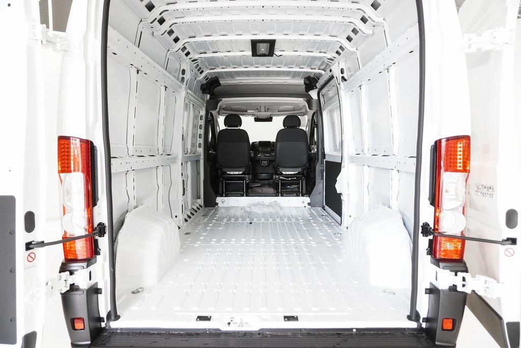 new 2025 Ram ProMaster 2500 car, priced at $44,285