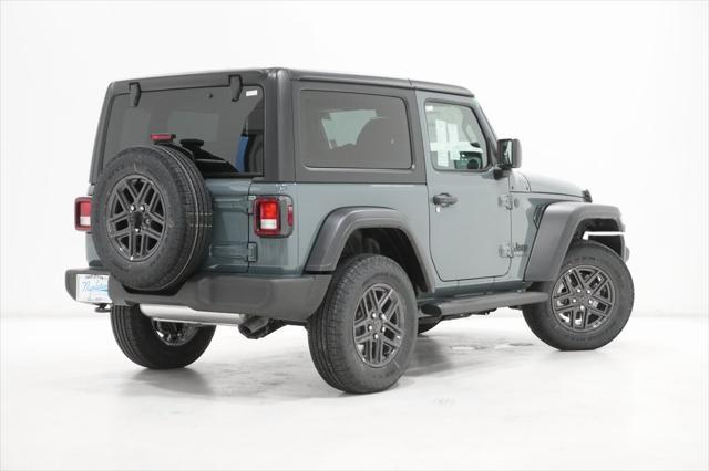 new 2025 Jeep Wrangler car, priced at $42,870