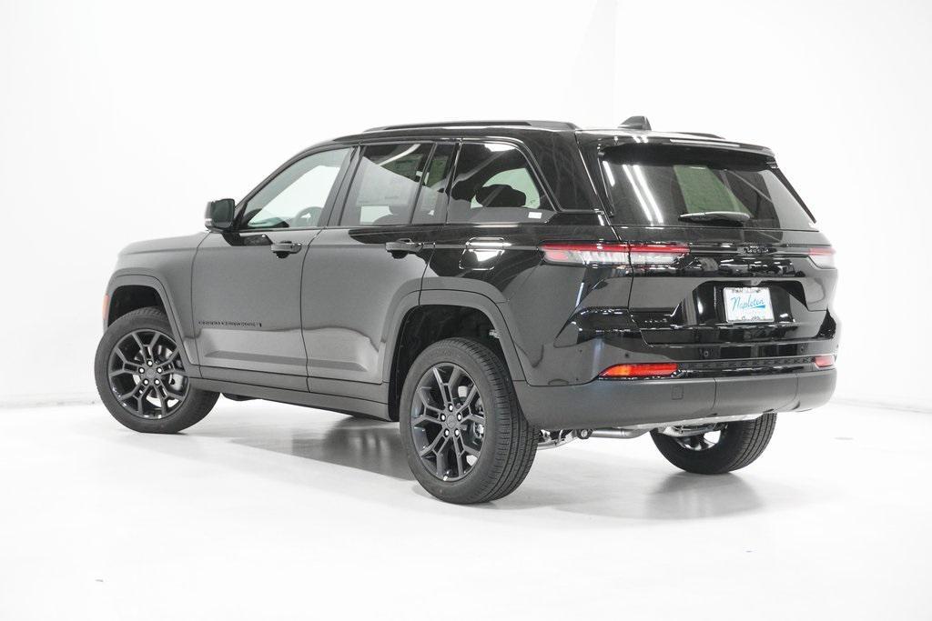 new 2025 Jeep Grand Cherokee car, priced at $44,636