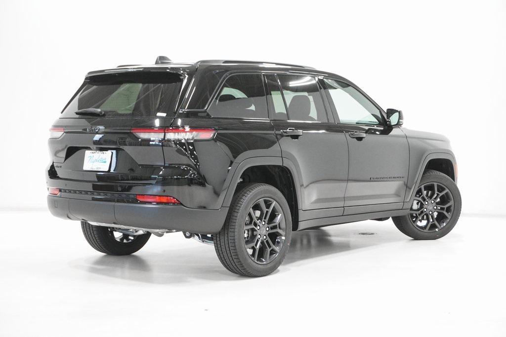 new 2025 Jeep Grand Cherokee car, priced at $44,636