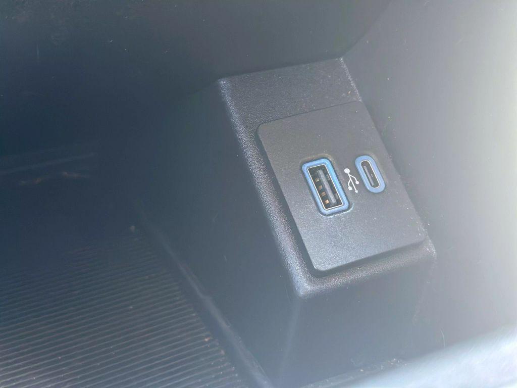 used 2022 Ford Edge car, priced at $20,999