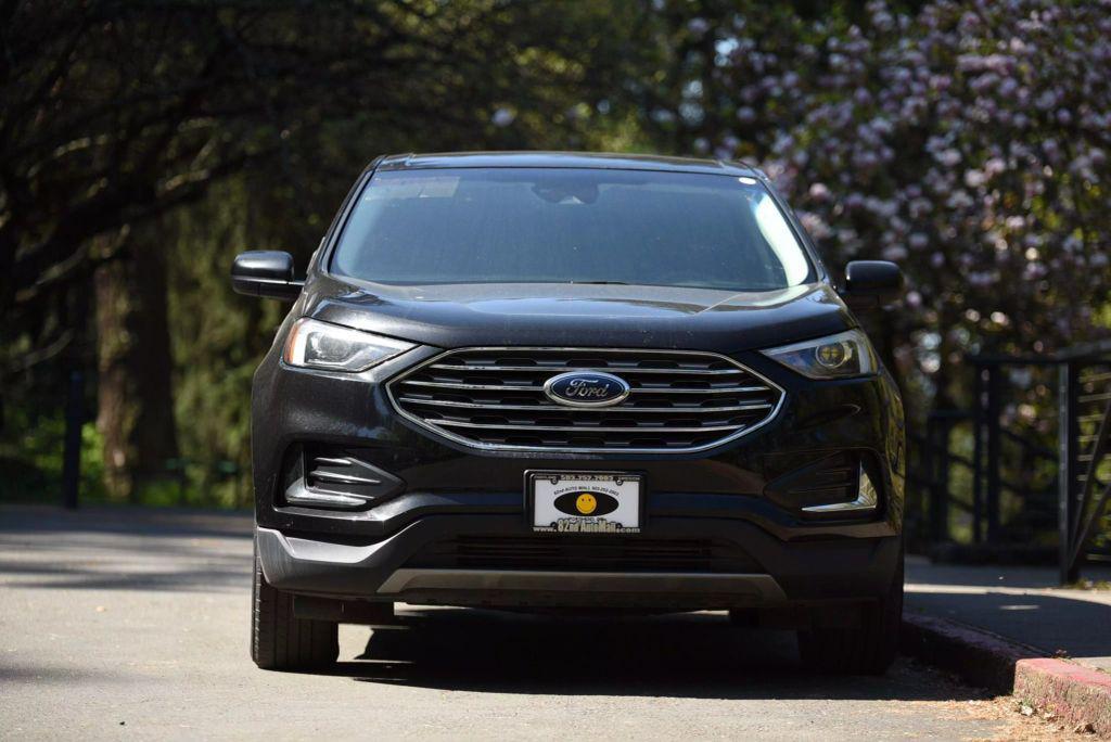 used 2022 Ford Edge car, priced at $20,999
