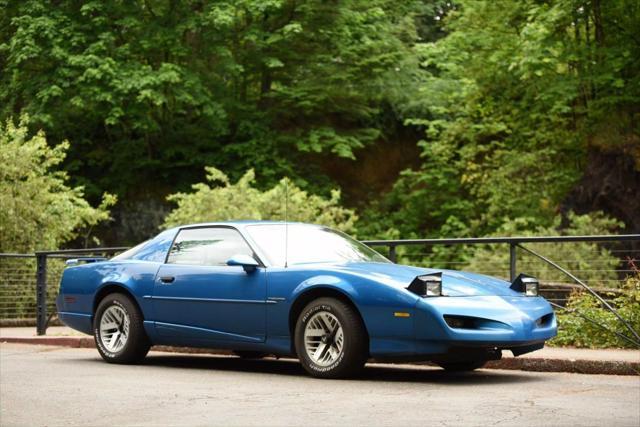 used 1992 Pontiac Firebird car, priced at $12,999