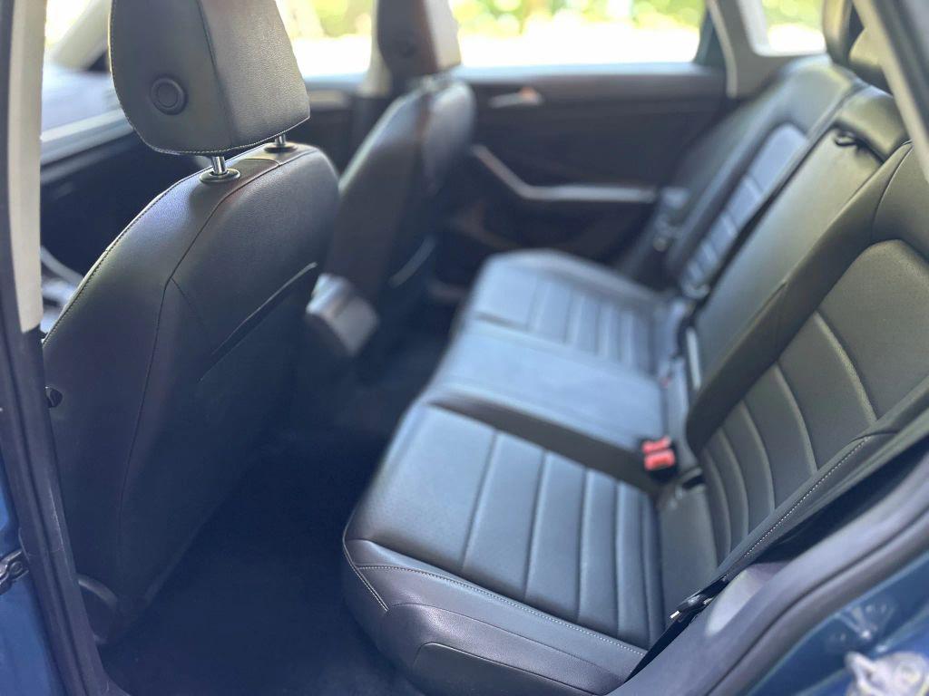 used 2021 Volkswagen Jetta car