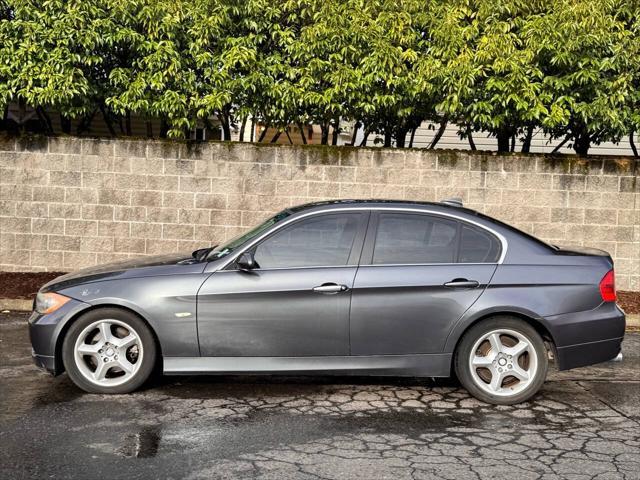 used 2006 BMW 330 car, priced at $7,999