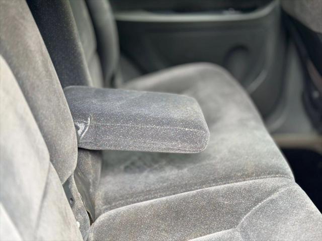 used 2003 Hyundai Santa Fe car, priced at $4,499