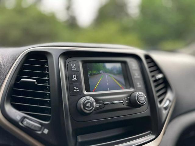 used 2016 Jeep Cherokee car, priced at $9,499