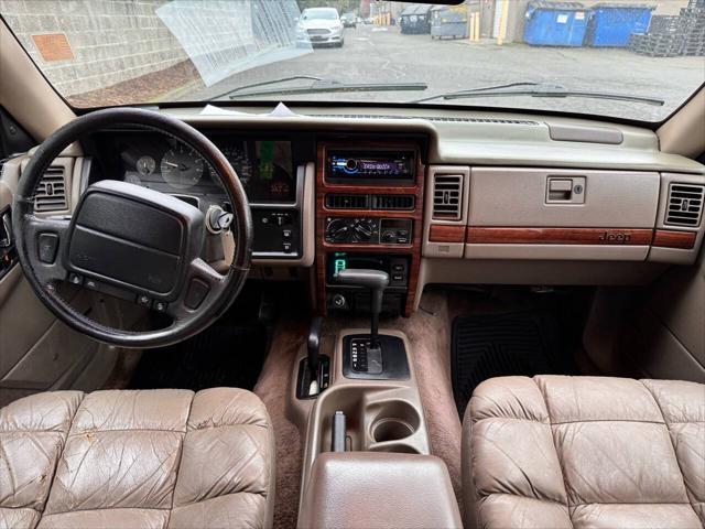 used 1995 Jeep Grand Cherokee car, priced at $4,995