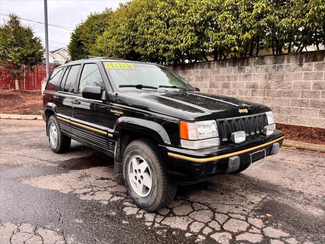 used 1995 Jeep Grand Cherokee car, priced at $4,995