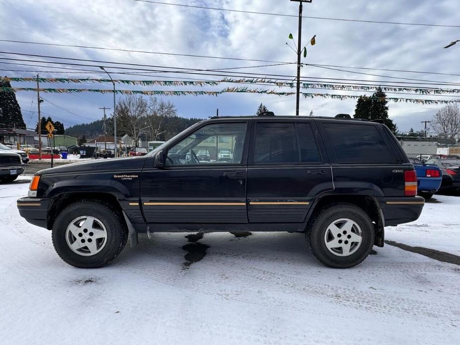 used 1995 Jeep Grand Cherokee car, priced at $4,995