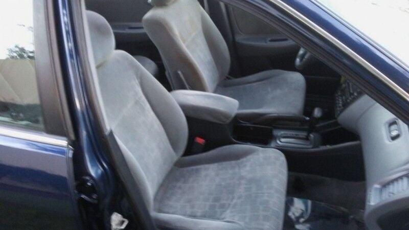 used 2001 Honda Accord car, priced at $2,595