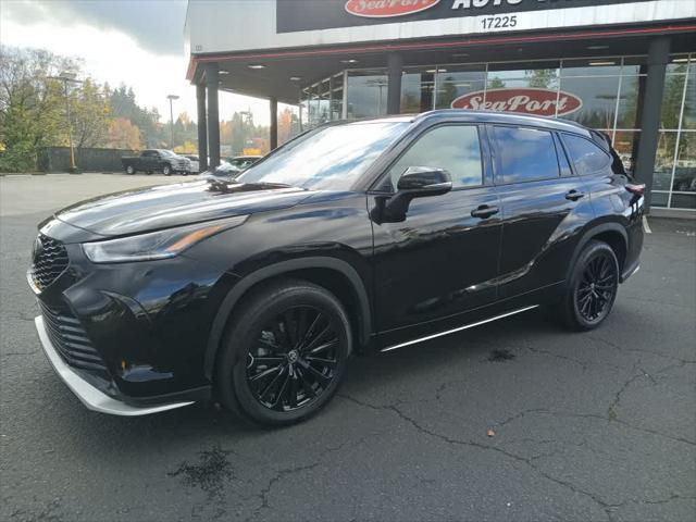 used 2024 Toyota Highlander car, priced at $43,200