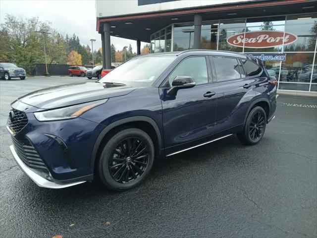 used 2024 Toyota Highlander car, priced at $42,900