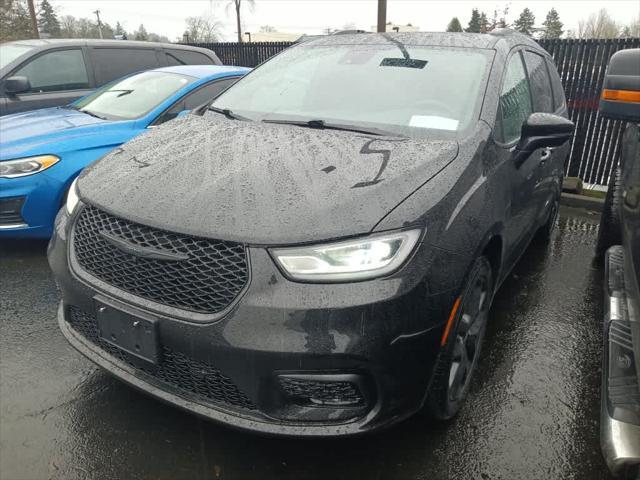 used 2021 Chrysler Pacifica car, priced at $29,900