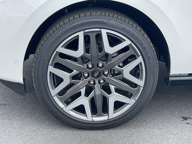 new 2025 Ford Expedition Max car, priced at $93,990