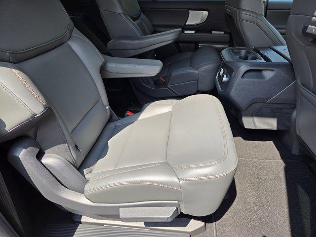 new 2025 Ford Expedition Max car, priced at $75,725