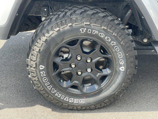 used 2023 Jeep Gladiator car, priced at $37,995
