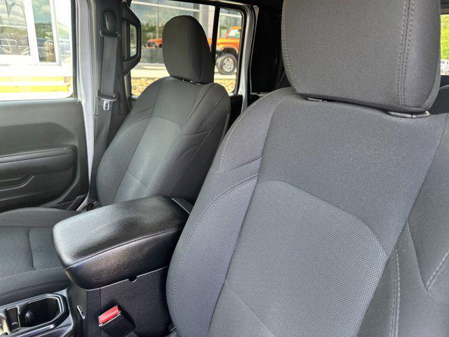 used 2022 Jeep Gladiator car